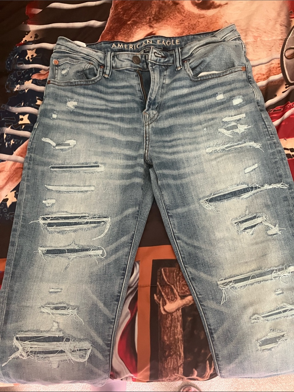 American Eagle Outfitters Men's Light Blue Distressed Slim Straight Jeans